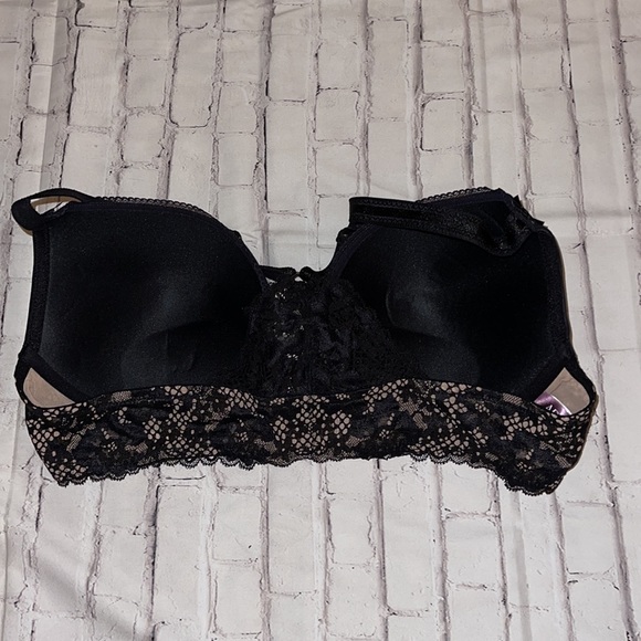 NWT- ADORE ME FRONT CLOSURE T STRAP BRA SIZE 40D black with nude sides. - Picture 6 of 7